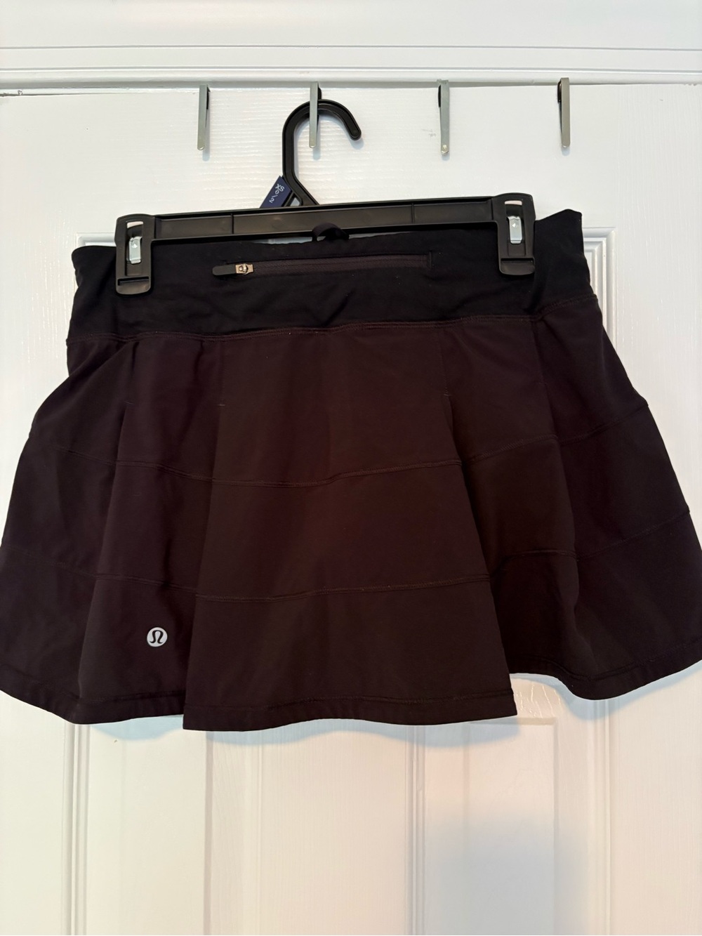 Lululemon Pace Rival Mid-Rise Skirt size 6 black